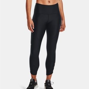 NWT Under Armour Heat Gear ankle leggings L
